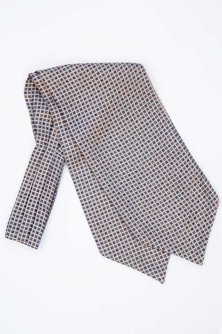 Kare Desen Gri İtalyan İpek Ascot Kravat SAC28
