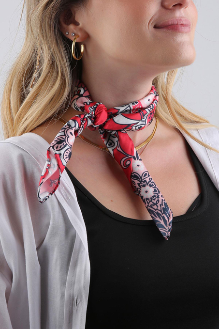Kırmızı Şal Desen Fular Bandana 55-55 cm KDNF23