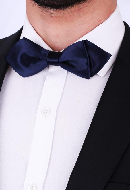 Lacivert Üçgen Saten Papyon SP34