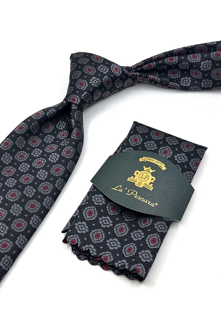 Siyah Çiçek Desen Mendilli Klasik Kravat KK13131