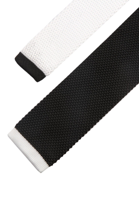 Siyah Düz Beyaz Detaylı Örgü Kravat 8207