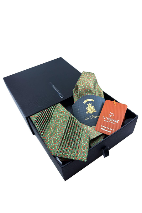 Yeşil Küçük Desen İtalyan İpek Piliseli Kravat EST162