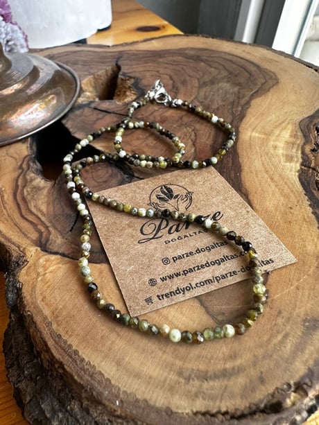 Tsavorite ( Yeşil Garnet ) Doğaltaş Dizi Kolye