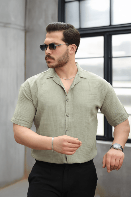Yarım Oversize Apaş Yaka Kısa Kol Müslin Kumaş Erkek Gömlek - Haki