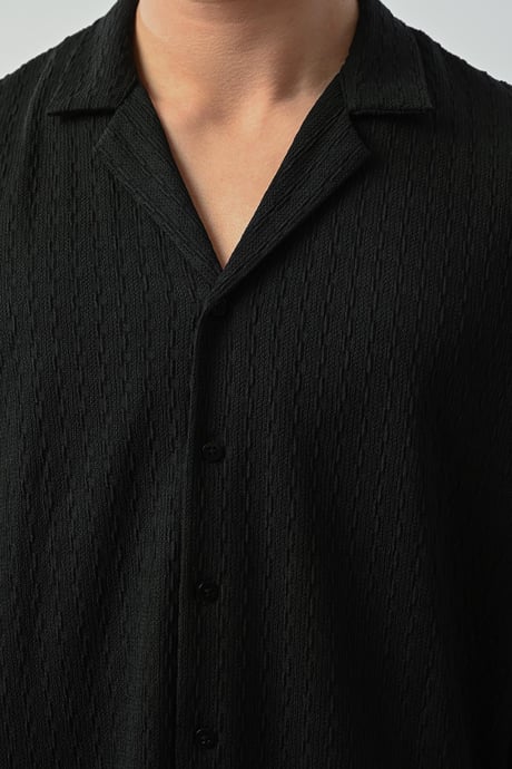 Apaş Yaka Uzun Kol Gölge Dokulu Gömlek - Siyah