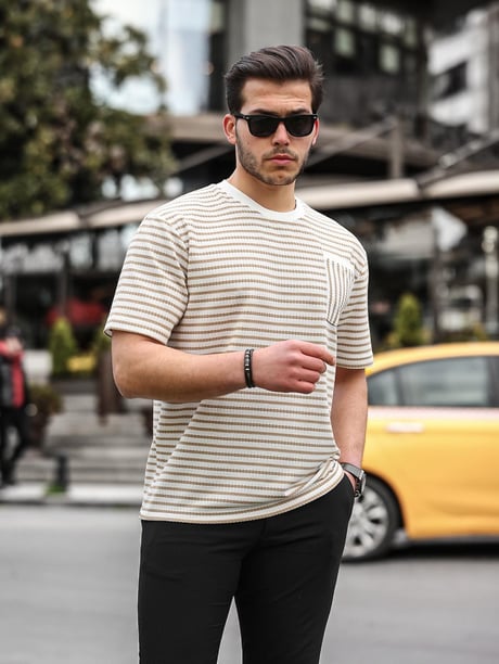 Bisiklet Yaka Tek Cepli Çizgili T-Shirt - Bej
