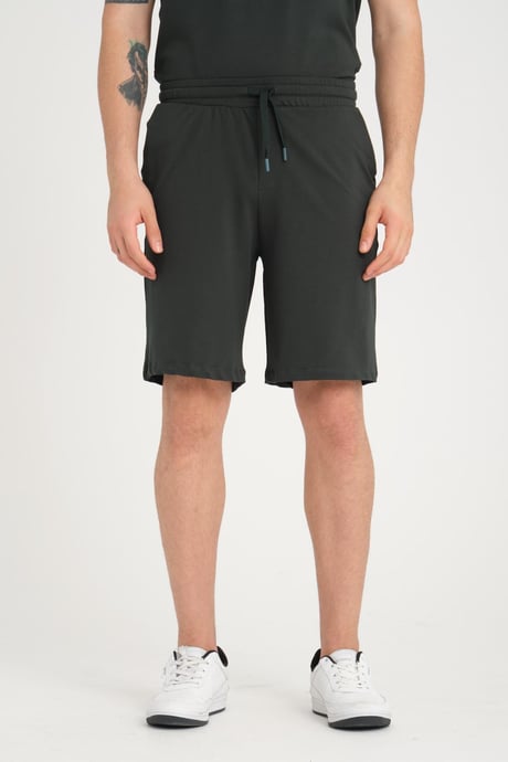 İki İplik Pamuklu Duble Kol Yırtmaçlı T-Shirt Şort Takım - Çam Yeşili