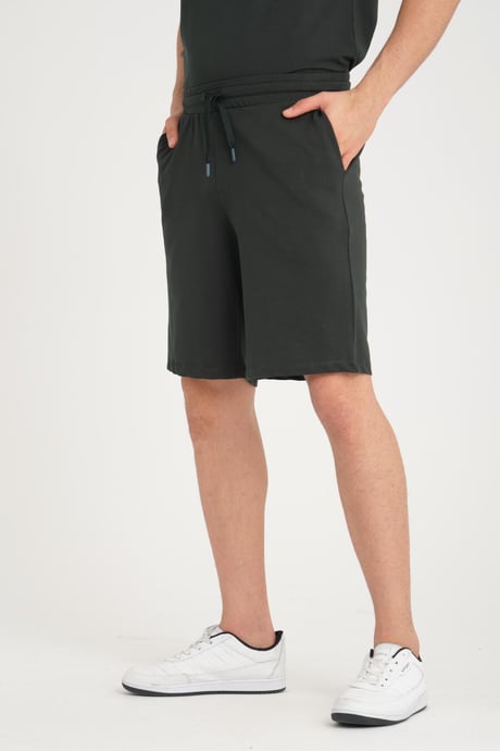 İki İplik Pamuklu Duble Kol Yırtmaçlı T-Shirt Şort Takım - Çam Yeşili