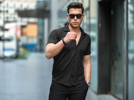 Jakarlı Çubuk Desenli Gömlek - Siyah