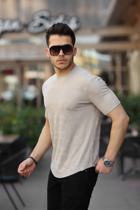 Jakarlı Desenli Bisiklet Yaka T-shirt - Bej