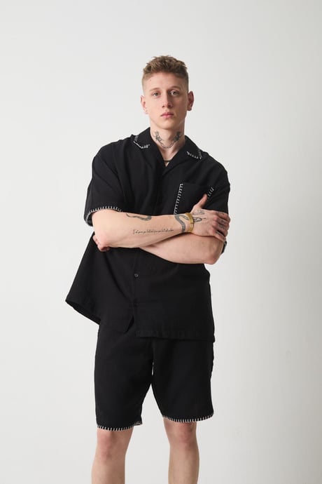 Nakış Detaylı Müslin Kumaş Erkek Takım Şort - Siyah