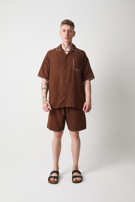 Nakış Detaylı Müslin Kumaş Erkek Takım Şort - Kahve
