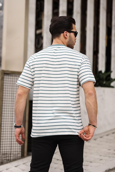 Zarf Yaka Detaylı Çizgili Oversize T-Shirt - Mint Yesili
