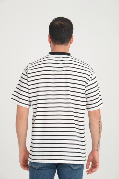 Zarf Yaka Detaylı Çizgili Oversize T-Shirt - Siyah