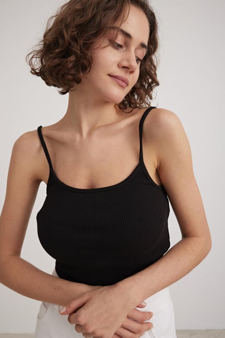 Askılı Kadın Crop Atlet SİYAH