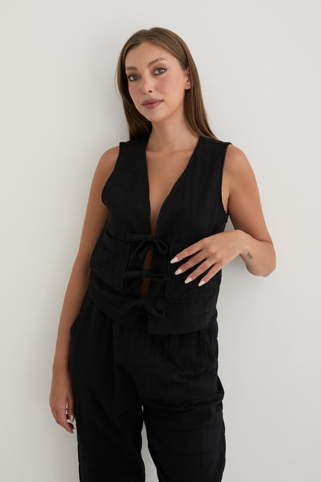 Kadın Önden Bağlamalı Desenli Kapitone Yelek SİYAH