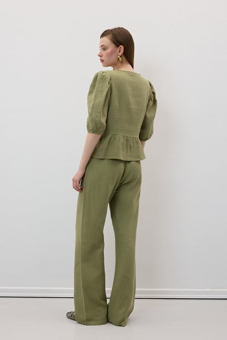 Ön Bağlamalı Kolu Lastikli Müslin Bluz HAKİ