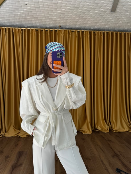 QULOVEYeni GelenlerAkra Beyaz Keten Oversize Ceket