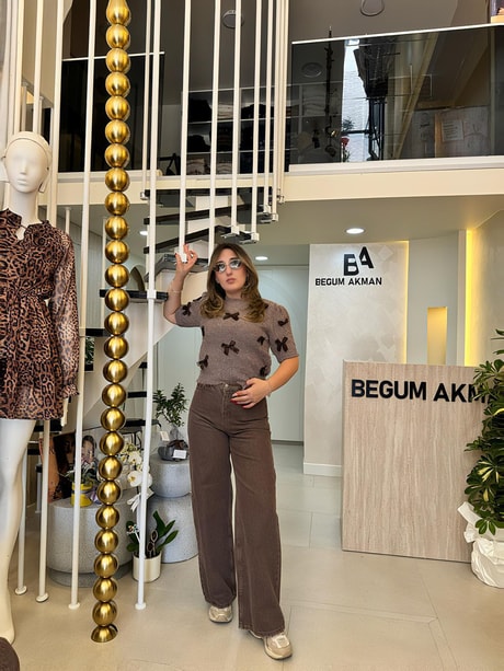 FİYONK DETAYLI KISA KOLLU TRİKO KAZAK 