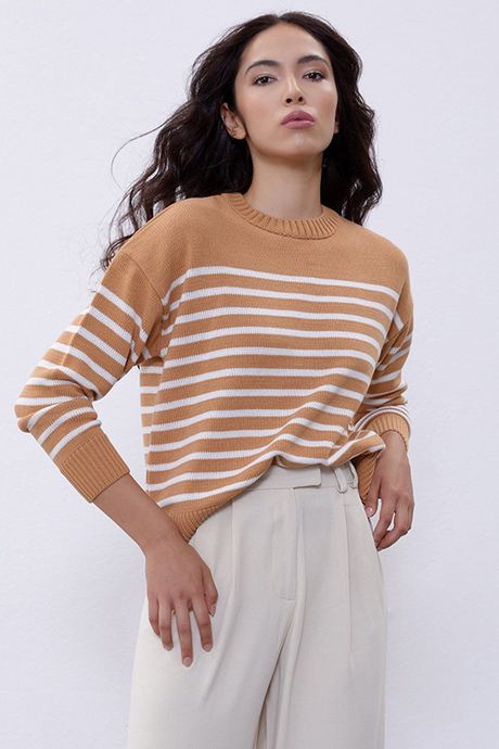 Camel Striped Crew Neck Knit Sweater SWK4371CA