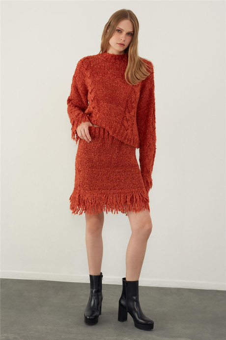 SAÇ ÖRGÜLÜ PÜSKÜLLÜ TAKIM