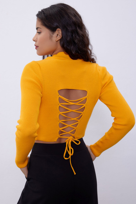 Sarı Yarım Balıkçı Yaka Sırt Dekolteli Triko Kazak SWK4445SR 