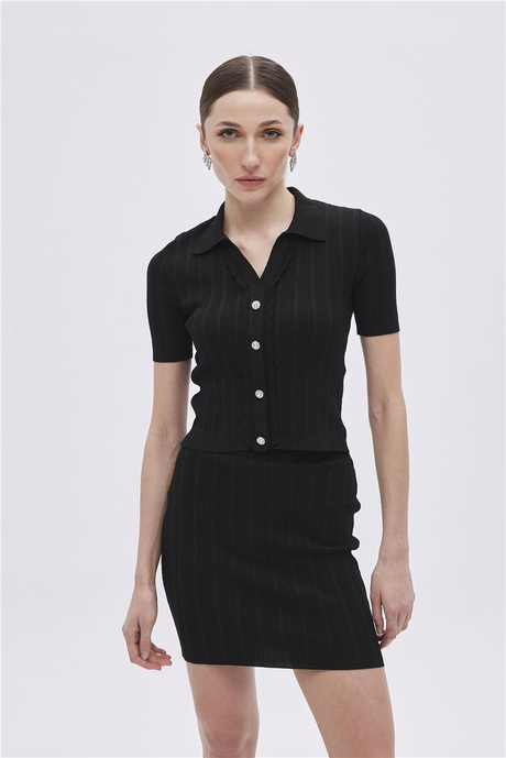 Siyah Gömlek Yaka Triko Bluz