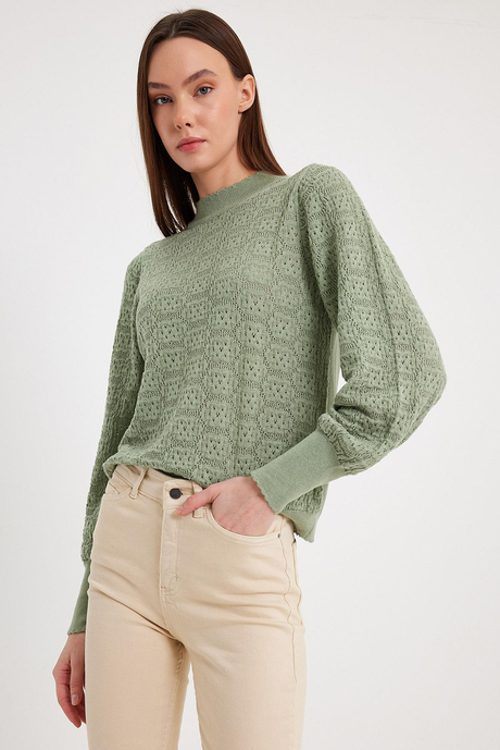 Yeşil Ajurlu İnce Triko Kazak