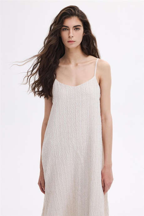 Ayarlanabilir Askılı dökümlü elbise