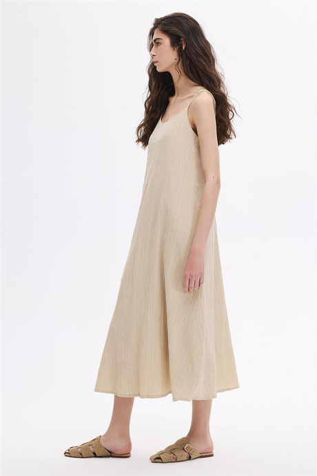 Ayarlanabilir Askılı dökümlü elbise