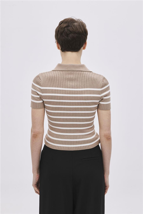 Bej Polo Yaka Çizgili Triko Kazak