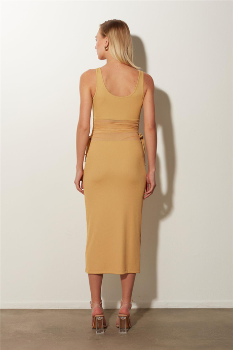 Beige Ruffle Detailed Midi Dress SS23D4785BJ