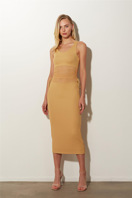 Beige Ruffle Detailed Midi Dress SS23D4785BJ