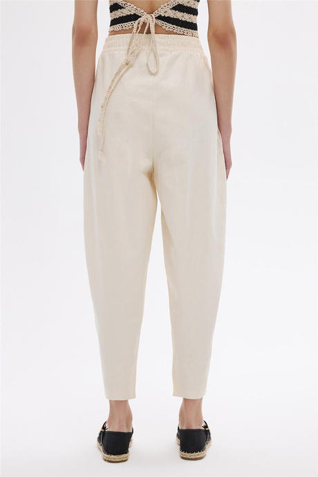 Çift Pensli Carrot Fit Pantolon 