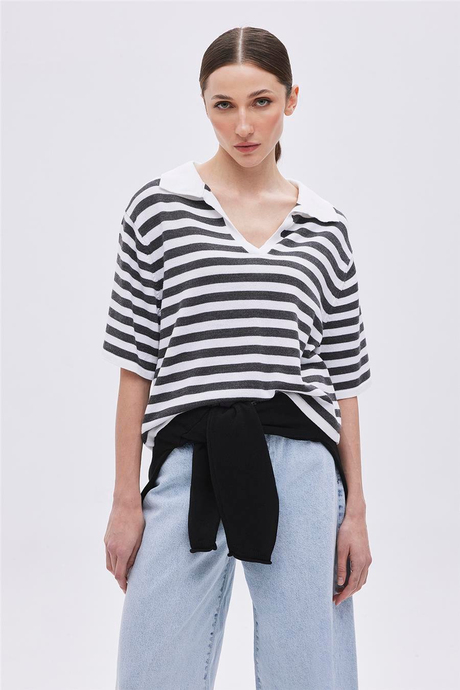 Ekru Açık Gri Polo Yaka Çizgili Kazak