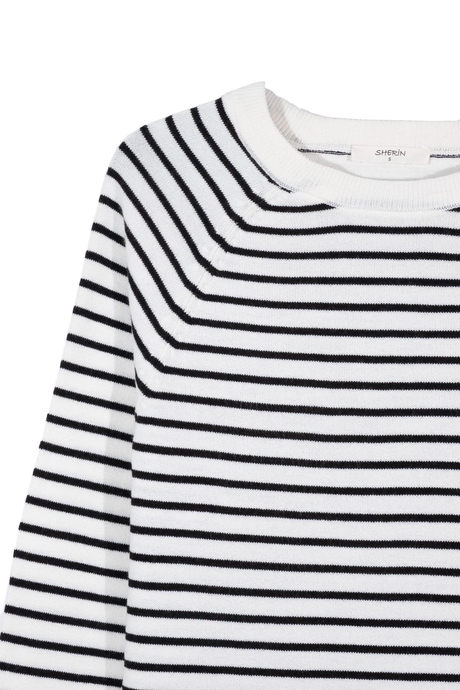 Ekru Bisiklet Yaka Çizgili Kazak