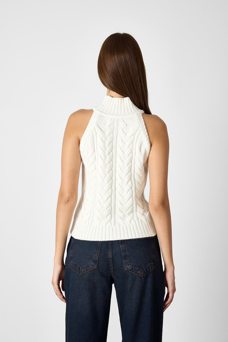 Ekru SAÇ ÖRGÜLÜ DİK YAKA TRİKO BLUZ