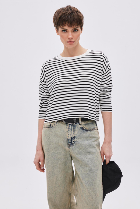 EKRU ÇİZGİLİ BASİC KAZAK