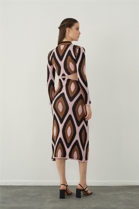 Pencere detaylı uzun triko elbise