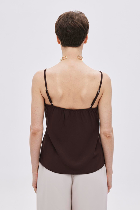 Kahve Saten Görünümlü İnce Askılı Bluz