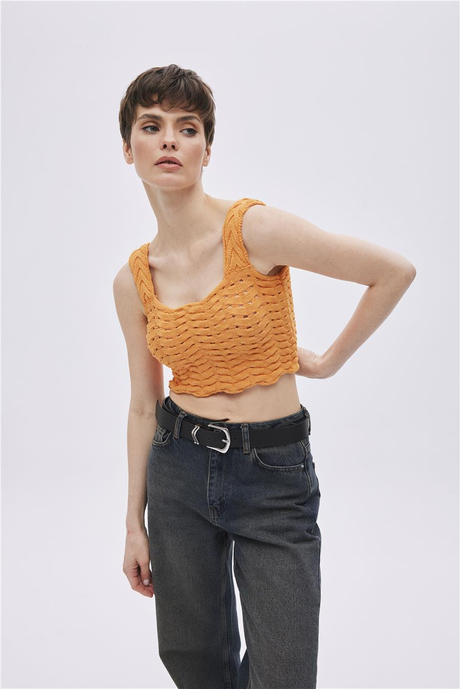 Oranj Triko Crop Top