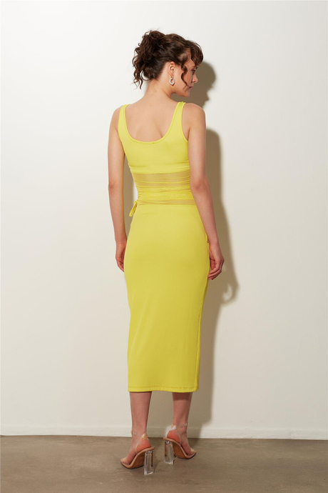Yellow Ruffle Detailed Midi Dress SS23D4785SA