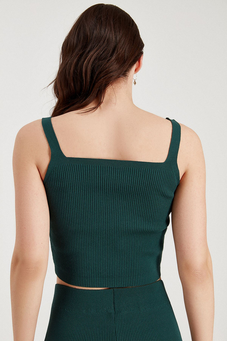 Sherin Kadın Haki Fitilli Kare Yaka İnce Askılı Triko Crop Atlet SWA4149HK