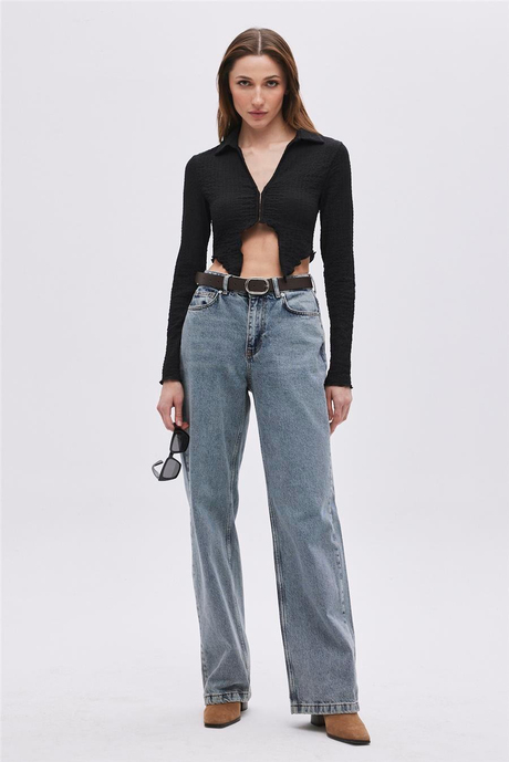 SİYAH BAĞLAMA DETAYLI CROP BLUZ