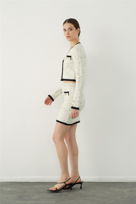 Chanel V yaka düğmeli Triko hırka