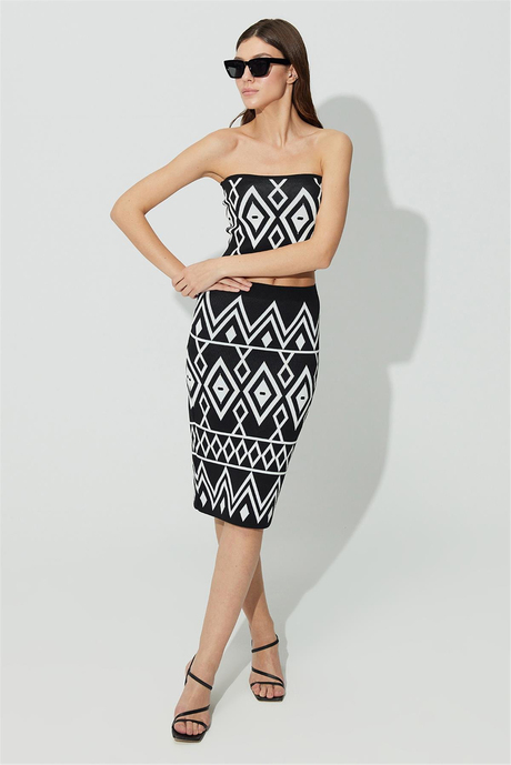 Siyah Ekru Geometrik Desenli Büstiyer SS23CT4658Sİ