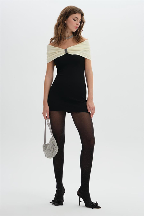 Siyah Fiyonk Omuz Detaylı Triko Elbise