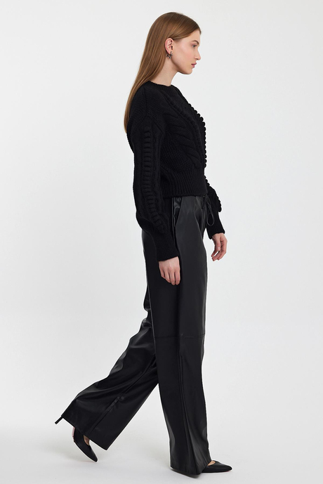 Siyah Örgü Desen Bisiklet Yaka Triko Kazak