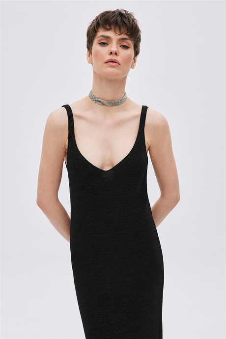 Siyah Askılı Uzun Elbise 