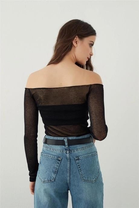  Transparent inner and outer knitted blouse